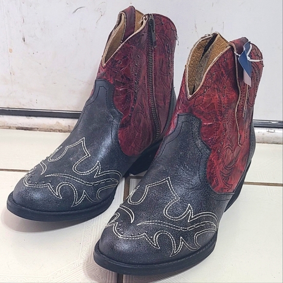 Sterling River Shoes - Sterling River Womens Zip Cowboy Bootie NWT Leather Sz 11 med